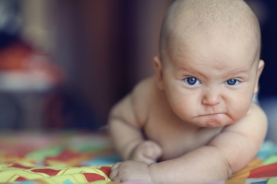 Bebeğinizi sinirlendiren 7 neden! 