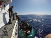 Bodrum açıklarındaki teknede 43 düzensiz göçmen yakalandı