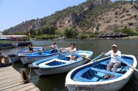 Dalyan Kanalı'nın kürek çeken kadınları 