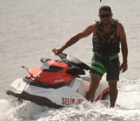 Bodrum'da tekne ile pasarella arasında sıkışan marina çalışanı öldü